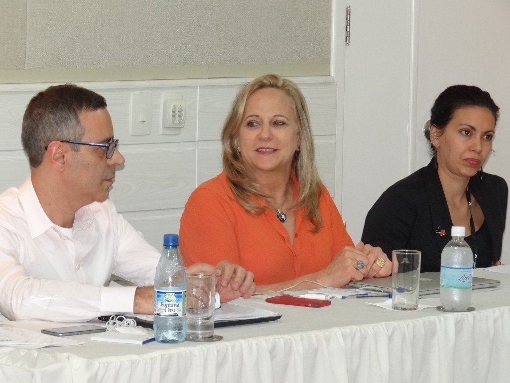 Anfitriã do encontro, Itaipu está representada pela diretora financeira executiva Margaret Groff (centro) Foto: Isabel Clavelin/ONU Mulheres
